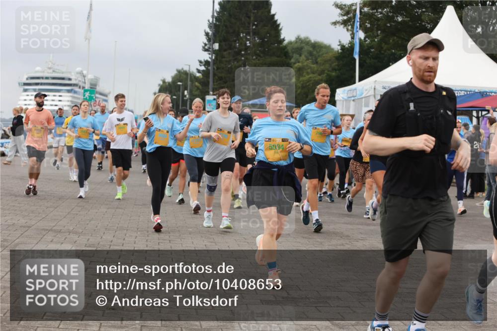 13.09.2026 - Kiel Lauf Andreas Tolksdorf http://msf.ph/oto/10408653 13.09.2026 10:00:30 Kiellinie 1059, 84, 5934, 24 meine-sportfotos.de