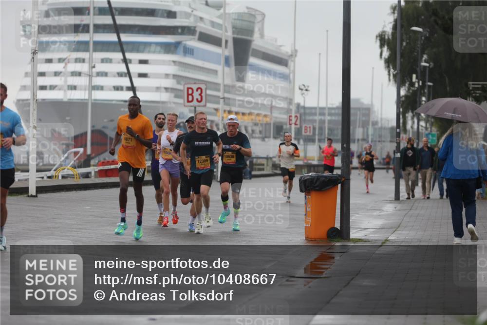 13.09.2026 - Kiel Lauf Andreas Tolksdorf http://msf.ph/oto/10408667 13.09.2026 11:41:22 Kiellinie 3, 6871, 10494, 10638, 10, 12309, 2 meine-sportfotos.de