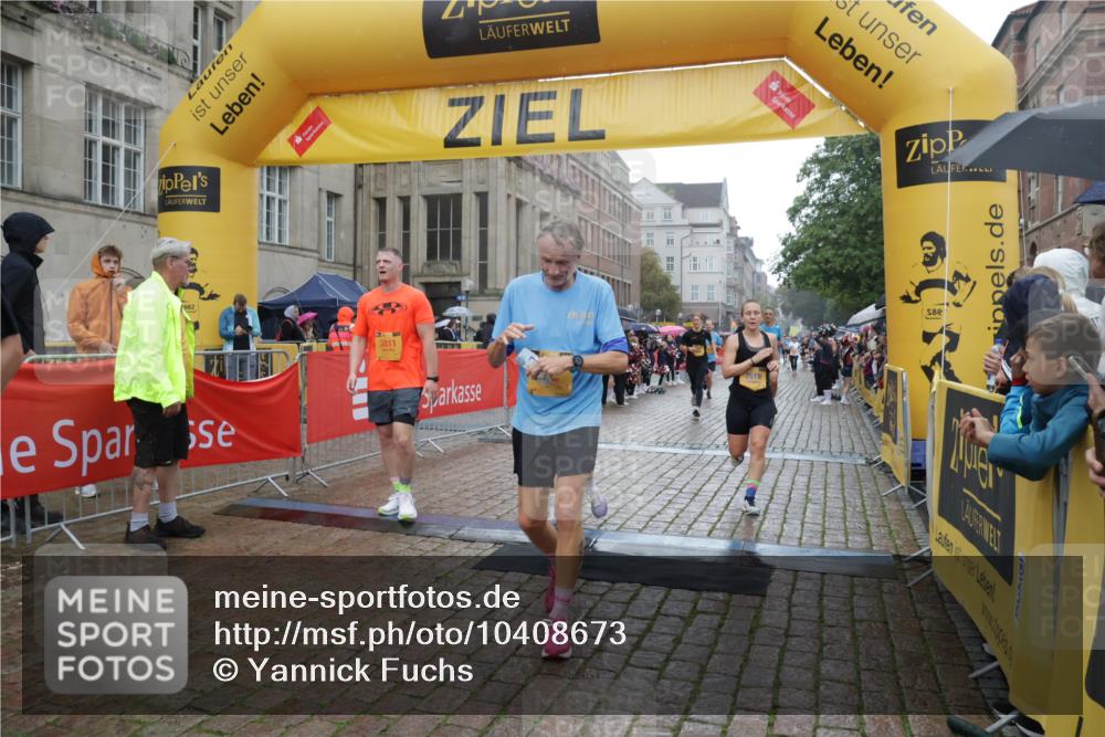 13.09.2026 - Kiel Lauf Yannick Fuchs http://msf.ph/oto/10408673 13.09.2026 10:36:33 Ziel 1278, 1534, 1584, 2095, 2380, 2425, 2571, 4029, 5045, 5466, 5541, 5574, 6763, 7177, 7252, 8242, 8923, 11113, 867, 1003, 1321, 1477, 1653, 2286, 2541, 3634, 4078, 4172, 4889, 4971, 5947, 6634, 6957, 7158, 7920, 8224, 8554, 8579, 8743, 9201, 10045, 10075, 10852, 10860, 11145, 11662, 12022, 12286, 229, 2966, 4464, 4692, 6309, 7312, 8055, 8494, 8760, 9352, 9554, 10608, 11619, 11867, 12104, 343, 2494, 3811, 4889, 6634, 6957, 7619, 8393, 8557 meine-sportfotos.de