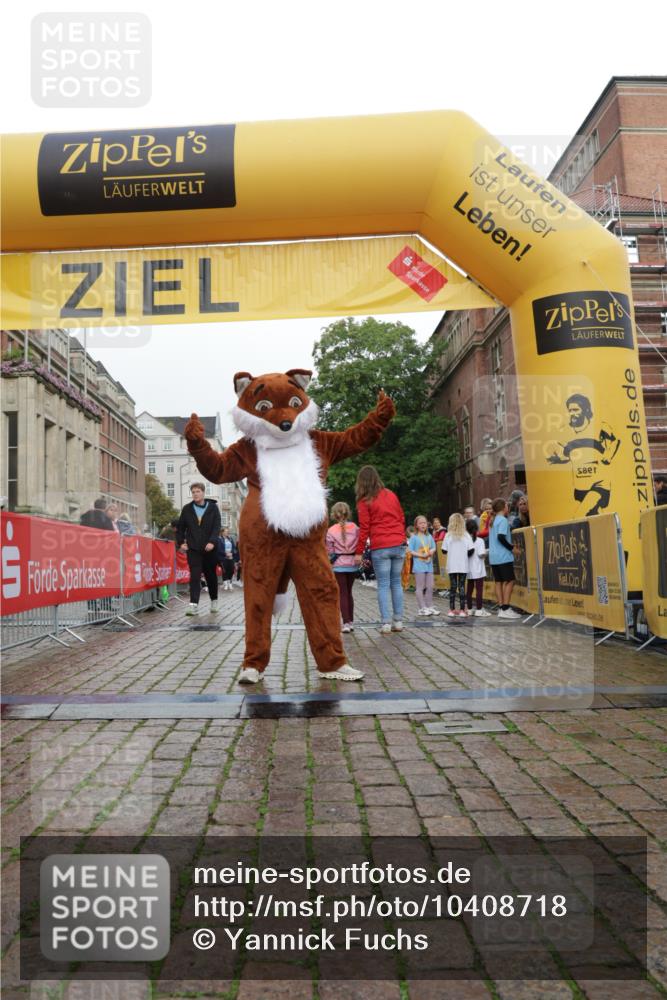 13.09.2026 - Kiel Lauf Yannick Fuchs http://msf.ph/oto/10408718 13.09.2026 09:04:57 Ziel 7068, 2670, 8583, 1968, 2670, 8088 meine-sportfotos.de