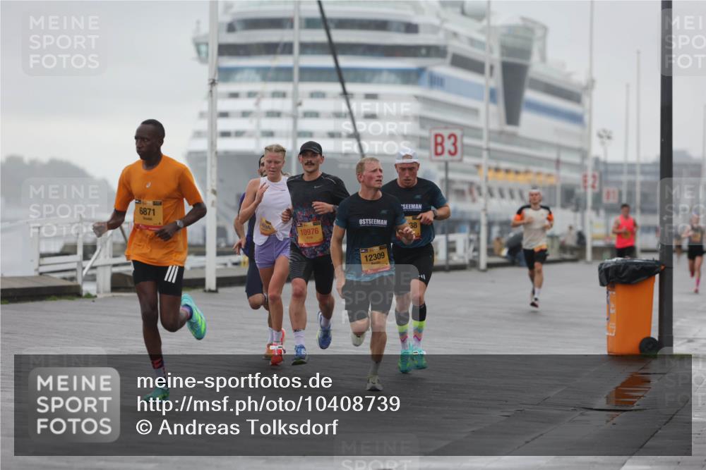 13.09.2026 - Kiel Lauf Andreas Tolksdorf http://msf.ph/oto/10408739 13.09.2026 11:41:25 Kiellinie 6871, 10976, 12309, 38, 3 meine-sportfotos.de