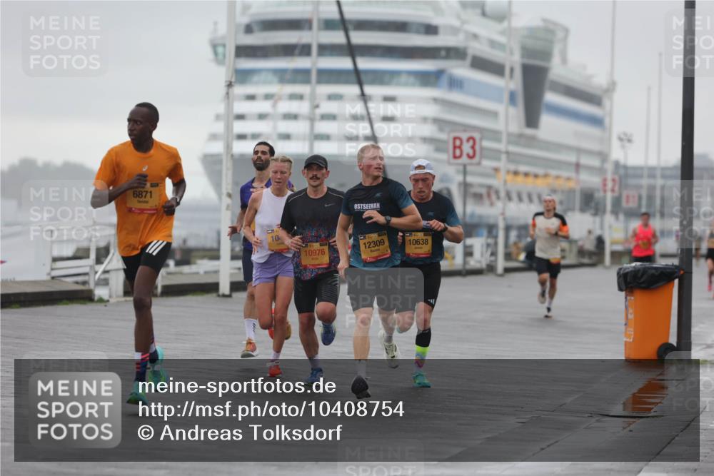 13.09.2026 - Kiel Lauf Andreas Tolksdorf http://msf.ph/oto/10408754 13.09.2026 11:41:25 Kiellinie 6871, 10, 10976, 1, 39, 12309, 10638, 3 meine-sportfotos.de