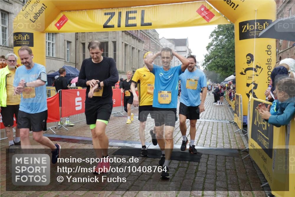 13.09.2026 - Kiel Lauf Yannick Fuchs http://msf.ph/oto/10408764 13.09.2026 10:36:39 Ziel 1534, 1584, 2095, 2425, 2571, 2966, 4692, 5045, 5541, 5574, 6309, 7177, 7312, 8494, 9352, 9554, 11113, 867, 1003, 1278, 1477, 1653, 2286, 2380, 2541, 4029, 4078, 4172, 4971, 5466, 5947, 6763, 7158, 7252, 7920, 8224, 8242, 8554, 8579, 8743, 8923, 9201, 10045, 10075, 10852, 10860, 11145, 11662, 12022, 229, 990, 1211, 4464, 4928, 8055, 8099, 8760, 9289, 9657, 10317, 10608, 11619, 11867, 12104, 867, 1321, 2541, 3634, 3811, 4889, 5947, 6634, 6957, 7619 meine-sportfotos.de