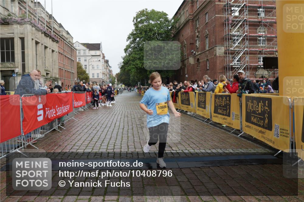 13.09.2026 - Kiel Lauf Yannick Fuchs http://msf.ph/oto/10408796 13.09.2026 09:06:57 Ziel 6365, 10686 meine-sportfotos.de