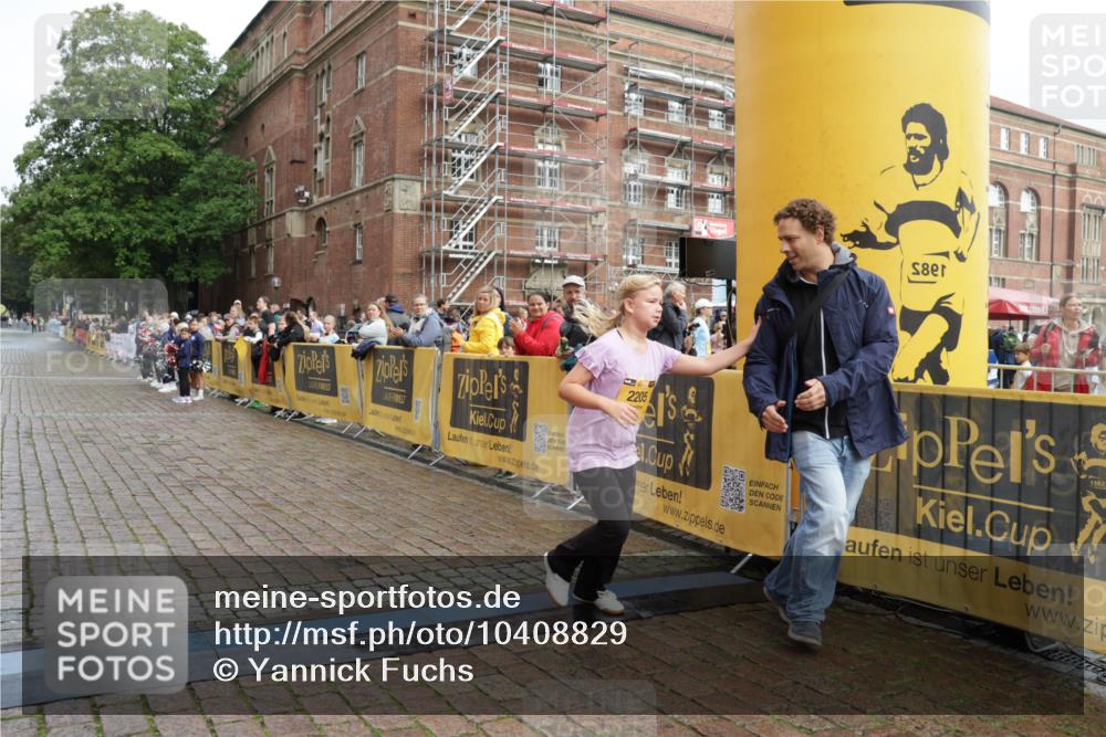 13.09.2026 - Kiel Lauf Yannick Fuchs http://msf.ph/oto/10408829 13.09.2026 09:07:41 Ziel 10686, 2205 meine-sportfotos.de