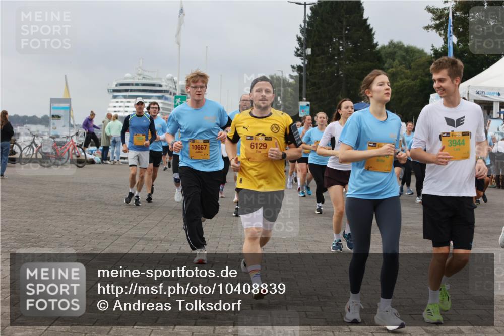13.09.2026 - Kiel Lauf Andreas Tolksdorf http://msf.ph/oto/10408839 13.09.2026 10:00:35 Kiellinie 10667, 6129, 1, 39, 3944 meine-sportfotos.de