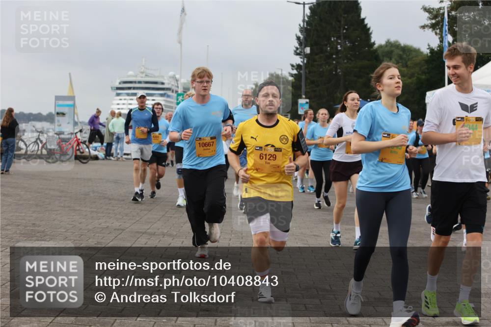 13.09.2026 - Kiel Lauf Andreas Tolksdorf http://msf.ph/oto/10408843 13.09.2026 10:00:35 Kiellinie 4201, 10667, 6129, 944 meine-sportfotos.de