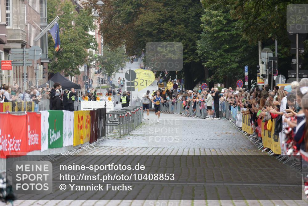 13.09.2026 - Kiel Lauf Yannick Fuchs http://msf.ph/oto/10408853 13.09.2026 09:30:18 Ziel 3232 meine-sportfotos.de