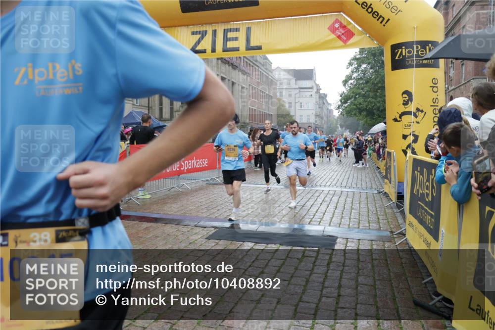 13.09.2026 - Kiel Lauf Yannick Fuchs http://msf.ph/oto/10408892 13.09.2026 10:36:49 Ziel 229, 2966, 4464, 4692, 6309, 7312, 8055, 8099, 8494, 8760, 9352, 9554, 10608, 11619, 11867, 12104, 1278, 1477, 1534, 1584, 1653, 2095, 2286, 2380, 2425, 2571, 4029, 4078, 4172, 4692, 5045, 5466, 5541, 5574, 6763, 7158, 7177, 7252, 7312, 7920, 8242, 8494, 8554, 8743, 8923, 9201, 10075, 10852, 11113, 11145, 12022, 388, 886, 990, 1211, 4928, 5331, 6671, 8162, 8390, 8391, 8792, 9289, 9657, 9901, 10317, 11101, 11883, 12545, 1003, 4971, 7920, 8224, 8554, 8579, 8743 meine-sportfotos.de