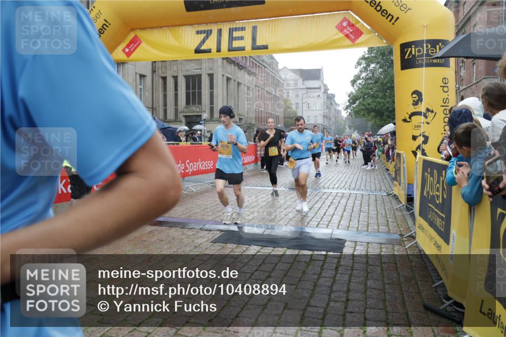 13.09.2026 - Kiel Lauf Yannick Fuchs http://msf.ph/oto/10408894 13.09.2026 10:36:49 Ziel 229, 2966, 4464, 4692, 6309, 7312, 8055, 8099, 8494, 8760, 9352, 9554, 10608, 11619, 11867, 12104, 1278, 1477, 1534, 1584, 1653, 2095, 2286, 2380, 2425, 2571, 4029, 4078, 4172, 4692, 5045, 5466, 5541, 5574, 6763, 7158, 7177, 7252, 7312, 7920, 8242, 8494, 8554, 8743, 8923, 9201, 10075, 10852, 11113, 11145, 12022, 388, 886, 990, 1211, 4928, 5331, 6671, 8162, 8390, 8391, 8792, 9289, 9657, 9901, 10317, 11101, 11883, 12545, 1003, 4971, 7920, 8224, 8554, 8579, 8743 meine-sportfotos.de