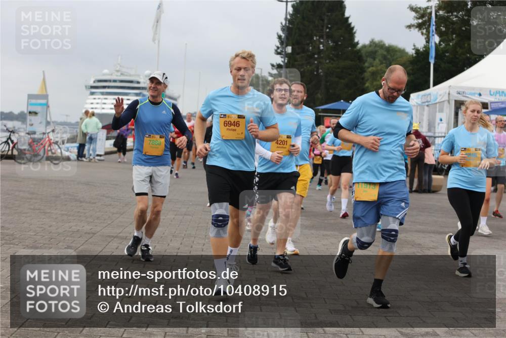 13.09.2026 - Kiel Lauf Andreas Tolksdorf http://msf.ph/oto/10408915 13.09.2026 10:00:37 Kiellinie 38, 7888, 38, 6946, 4201, 11973 meine-sportfotos.de