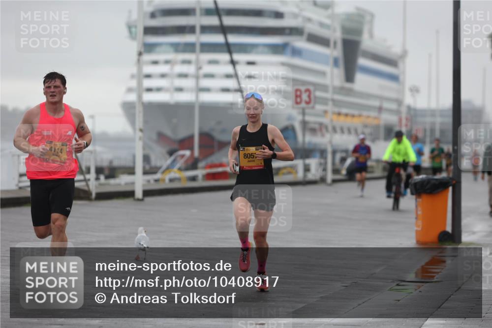 13.09.2026 - Kiel Lauf Andreas Tolksdorf http://msf.ph/oto/10408917 13.09.2026 11:41:40 Kiellinie 4114, 38, 805, 3 meine-sportfotos.de