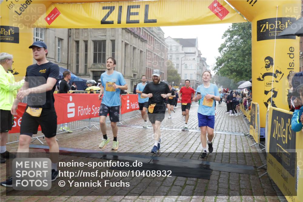 13.09.2026 - Kiel Lauf Yannick Fuchs http://msf.ph/oto/10408932 13.09.2026 10:36:54 Ziel 229, 990, 1211, 4464, 4928, 8055, 8099, 8760, 9289, 9657, 10317, 10608, 11619, 11867, 12104, 1278, 1477, 1534, 1584, 2095, 2286, 2380, 2425, 2571, 2966, 4029, 4078, 4172, 4692, 5045, 5466, 5541, 5574, 6309, 6763, 7158, 7177, 7252, 7312, 8242, 8494, 8923, 9352, 9554, 10852, 11113, 11145, 388, 886, 5331, 5471, 6671, 7729, 7987, 8026, 8162, 8390, 8391, 8463, 8792, 9901, 11101, 11883, 11911, 12311, 12314, 12545, 1003, 1477, 1653, 2286, 4078, 7920, 8554, 8579, 8743 meine-sportfotos.de