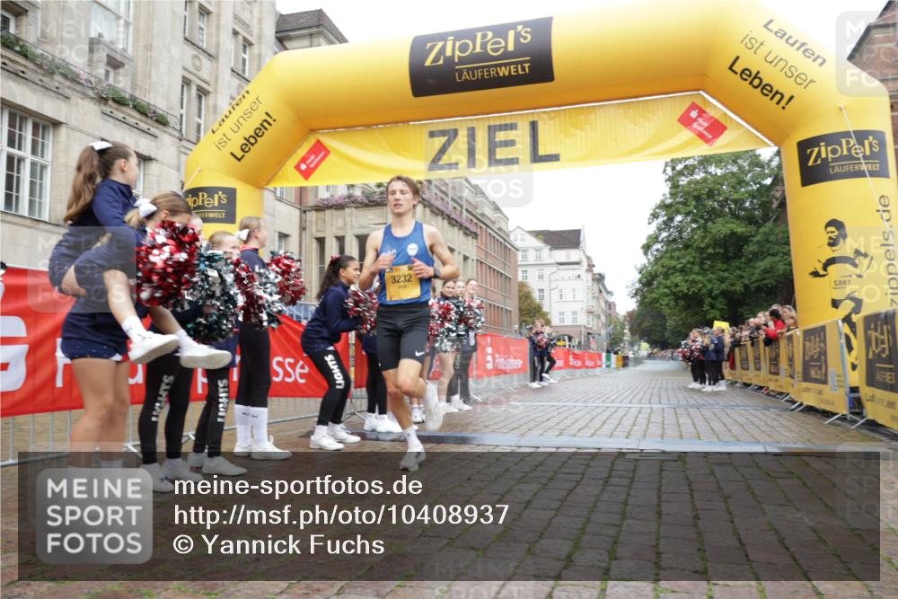 13.09.2026 - Kiel Lauf Yannick Fuchs http://msf.ph/oto/10408937 13.09.2026 09:30:36 Ziel 3232, 12703 meine-sportfotos.de