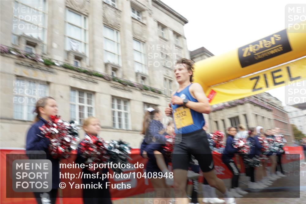 13.09.2026 - Kiel Lauf Yannick Fuchs http://msf.ph/oto/10408948 13.09.2026 09:30:37 Ziel 3232, 12703 meine-sportfotos.de