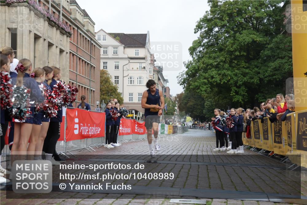 13.09.2026 - Kiel Lauf Yannick Fuchs http://msf.ph/oto/10408989 13.09.2026 09:30:59 Ziel 12703, 3232 meine-sportfotos.de