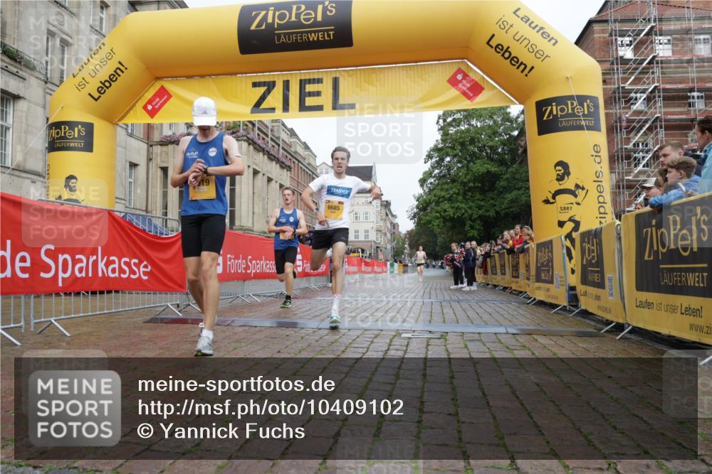 13.09.2026 - Kiel Lauf Yannick Fuchs http://msf.ph/oto/10409102 13.09.2026 09:31:37 Ziel 1519, 2409, 5339, 6685, 1515, 12703 meine-sportfotos.de