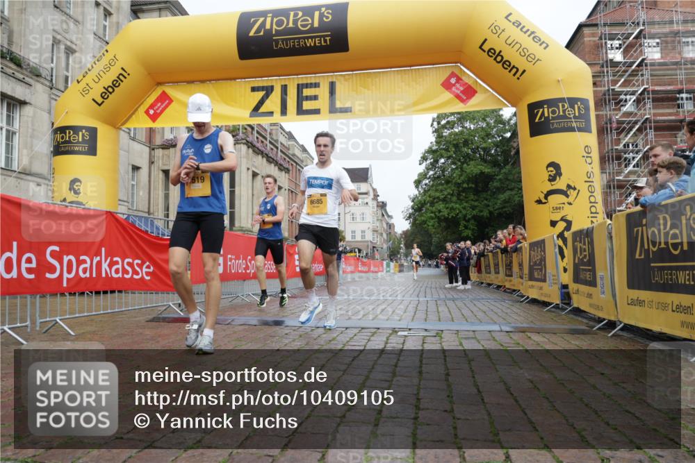 13.09.2026 - Kiel Lauf Yannick Fuchs http://msf.ph/oto/10409105 13.09.2026 09:31:38 Ziel 1519, 2409, 5339, 6685, 1515, 12703 meine-sportfotos.de