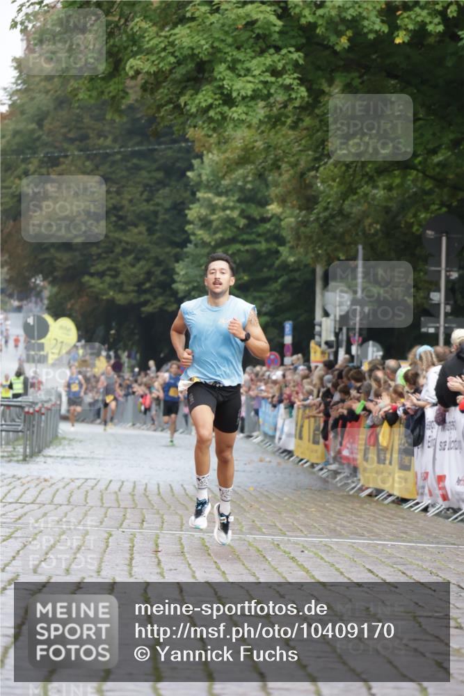 13.09.2026 - Kiel Lauf Yannick Fuchs http://msf.ph/oto/10409170 13.09.2026 09:32:16 Ziel 11683, 1515, 41, 44, 7958, 2409, 5339, 6685 meine-sportfotos.de