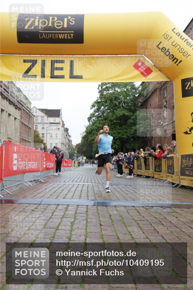 13.09.2026 - Kiel Lauf Yannick Fuchs http://msf.ph/oto/10409195 13.09.2026 09:32:20 Ziel 11683, 1515, 41, 44, 7958, 1515, 2409 meine-sportfotos.de