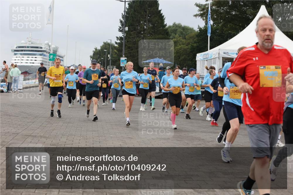 13.09.2026 - Kiel Lauf Andreas Tolksdorf http://msf.ph/oto/10409242 13.09.2026 10:00:48 Kiellinie 12118, 7724, 10469, 70, 2174, 10455 meine-sportfotos.de