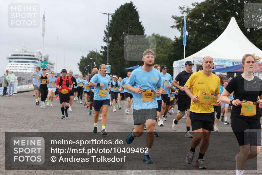 13.09.2026 - Kiel Lauf Andreas Tolksdorf http://msf.ph/oto/10409462 13.09.2026 10:00:56 Kiellinie 39, 2000, 10459, 38, 8051 meine-sportfotos.de