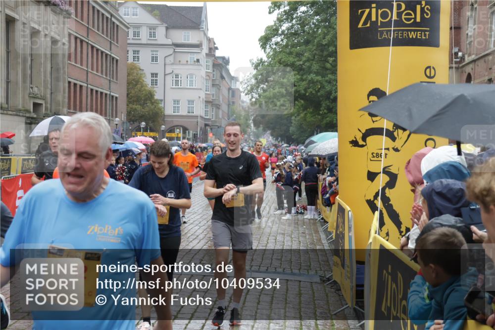13.09.2026 - Kiel Lauf Yannick Fuchs http://msf.ph/oto/10409534 13.09.2026 10:38:22 Ziel 1974, 2275, 2505, 2897, 3307, 4009, 4411, 4465, 5048, 5136, 5425, 5440, 5706, 5780, 6774, 7130, 7235, 8573, 9246, 9993, 10044, 10439, 10652, 10849, 10959, 11303, 12276, 12366, 12674, 12776, 228, 265, 453, 701, 861, 1193, 1326, 1481, 1700, 2275, 2358, 2361, 2538, 2792, 2897, 3566, 4226, 4255, 4540, 4832, 5122, 5357, 5429, 5831, 5972, 6463, 6675, 6769, 6964, 7682, 7775, 7830, 8560, 9230, 9250, 11168, 12015, 12313, 12674, 69, 197, 1192, 4052, 4241, 4514, 4659, 5982 meine-sportfotos.de