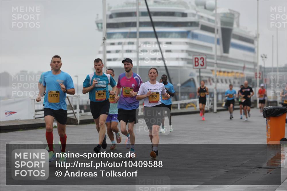 13.09.2026 - Kiel Lauf Andreas Tolksdorf http://msf.ph/oto/10409588 13.09.2026 11:42:32 Kiellinie 12772, 3643, 949, 363, 1856, 3 meine-sportfotos.de