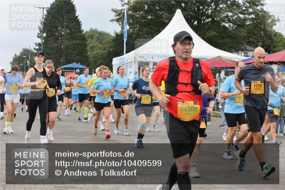13.09.2026 - Kiel Lauf Andreas Tolksdorf http://msf.ph/oto/10409599 13.09.2026 10:01:01 Kiellinie 12579, 59, 443, 715, 1940, 31, 38, 11308, 6250, 1770 meine-sportfotos.de