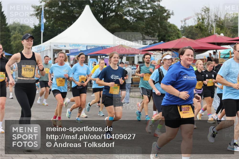 13.09.2026 - Kiel Lauf Andreas Tolksdorf http://msf.ph/oto/10409627 13.09.2026 10:01:02 Kiellinie 443, 12759, 9172, 1027, 715, 1940, 7146, 8822, 251 meine-sportfotos.de