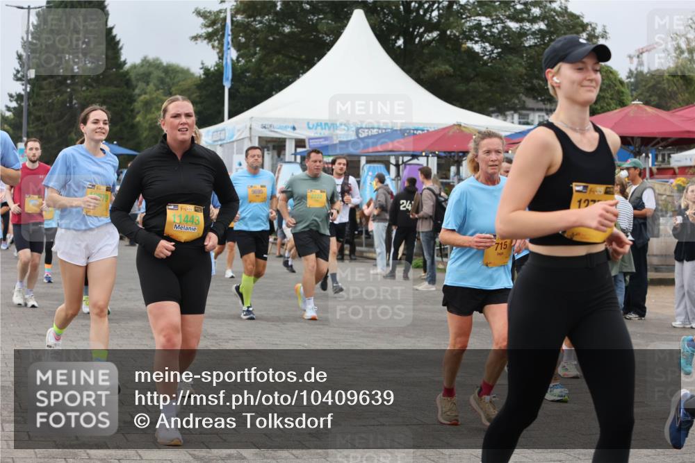 13.09.2026 - Kiel Lauf Andreas Tolksdorf http://msf.ph/oto/10409639 13.09.2026 10:01:03 Kiellinie 38, 11443, 9695, 2722, 24, 715, 197 meine-sportfotos.de