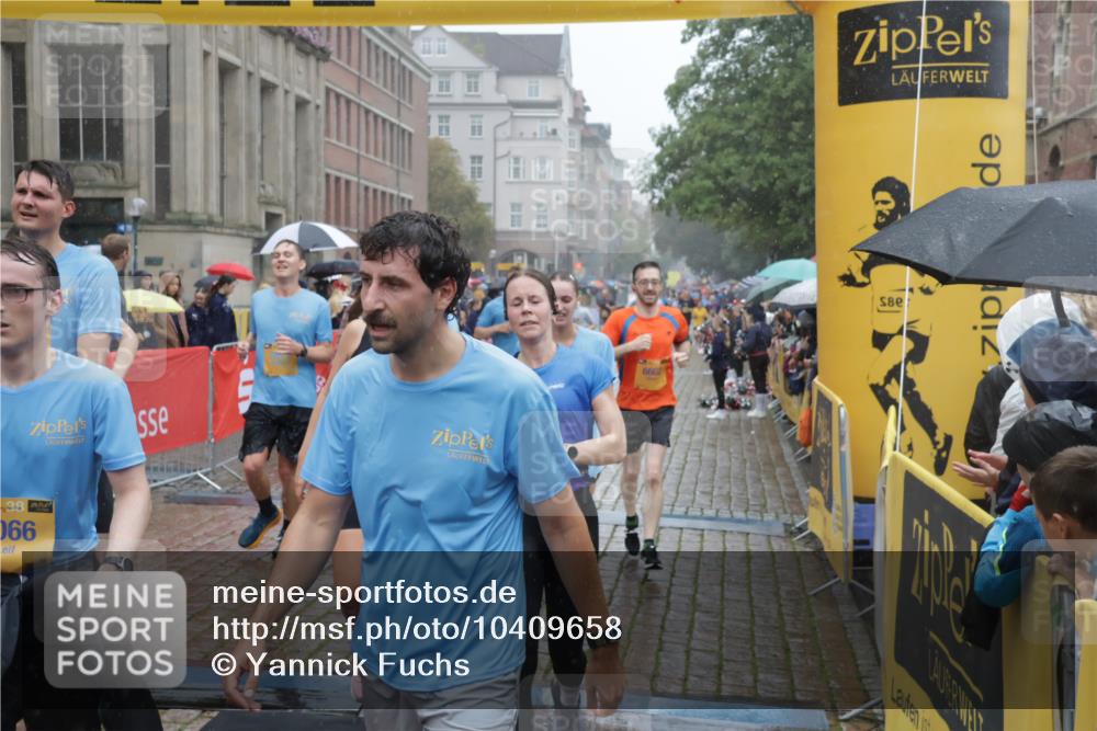 13.09.2026 - Kiel Lauf Yannick Fuchs http://msf.ph/oto/10409658 13.09.2026 10:39:52 Ziel 523, 1147, 1371, 1631, 2159, 2514, 2525, 3110, 3322, 3593, 3770, 3949, 4248, 4824, 4845, 5816, 5942, 7180, 7200, 7259, 7379, 7466, 7472, 7837, 8207, 8805, 9080, 9294, 9534, 9992, 10156, 10337, 10596, 11250, 11426, 11509, 12118, 12415, 437, 860, 1237, 1496, 1631, 1733, 1945, 2170, 2863, 3110, 3243, 4296, 4301, 4812, 5202, 5295, 5628, 5677, 6033, 6044, 6486, 6602, 6744, 7381, 7444, 7616, 7807, 7871, 7904, 7936, 8892, 9169, 9170, 9493, 9992, 10010, 10580, 10734, 10872, 11258 meine-sportfotos.de