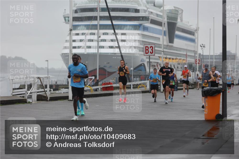 13.09.2026 - Kiel Lauf Andreas Tolksdorf http://msf.ph/oto/10409683 13.09.2026 11:42:36 Kiellinie 3, 2, 11240, 1043 meine-sportfotos.de