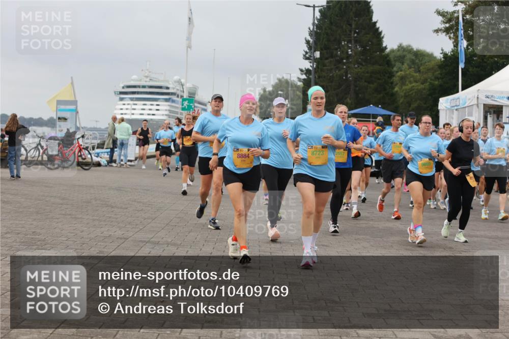13.09.2026 - Kiel Lauf Andreas Tolksdorf http://msf.ph/oto/10409769 13.09.2026 10:01:09 Kiellinie 8884, 39, 8723, 2557, 12644, 9869 meine-sportfotos.de