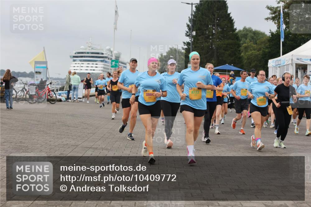 13.09.2026 - Kiel Lauf Andreas Tolksdorf http://msf.ph/oto/10409772 13.09.2026 10:01:09 Kiellinie 39, 8884, 8723, 2557, 9869, 45 meine-sportfotos.de