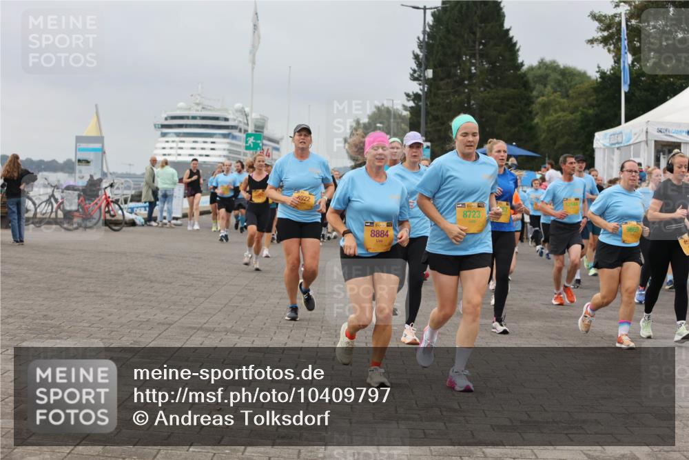 13.09.2026 - Kiel Lauf Andreas Tolksdorf http://msf.ph/oto/10409797 13.09.2026 10:01:10 Kiellinie 4922, 38, 8884, 8723, 12644, 9869 meine-sportfotos.de
