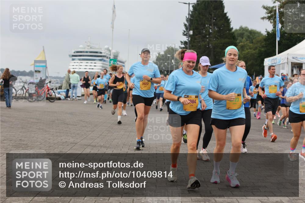13.09.2026 - Kiel Lauf Andreas Tolksdorf http://msf.ph/oto/10409814 13.09.2026 10:01:10 Kiellinie 3922, 38, 884, 12644, 98 meine-sportfotos.de