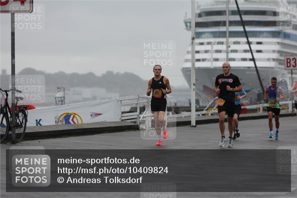 13.09.2026 - Kiel Lauf Andreas Tolksdorf http://msf.ph/oto/10409824 13.09.2026 11:42:41 Kiellinie 447, 11287, 11272, 3 meine-sportfotos.de