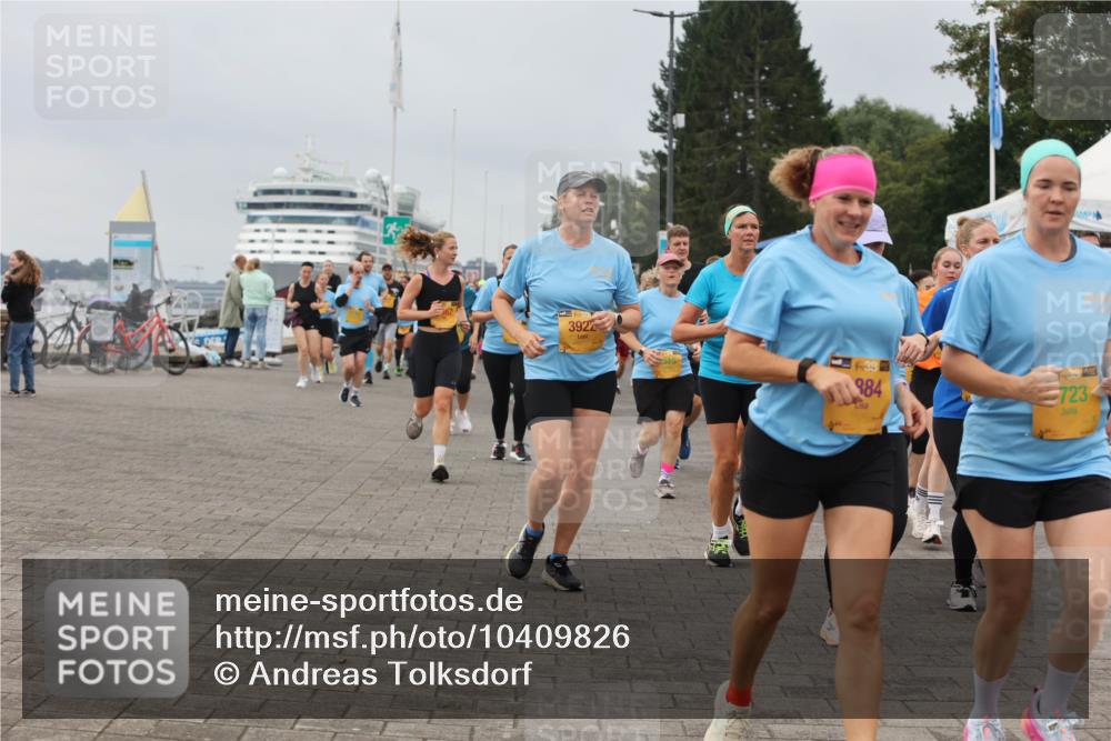 13.09.2026 - Kiel Lauf Andreas Tolksdorf http://msf.ph/oto/10409826 13.09.2026 10:01:11 Kiellinie 3922, 38, 984, 39, 723 meine-sportfotos.de