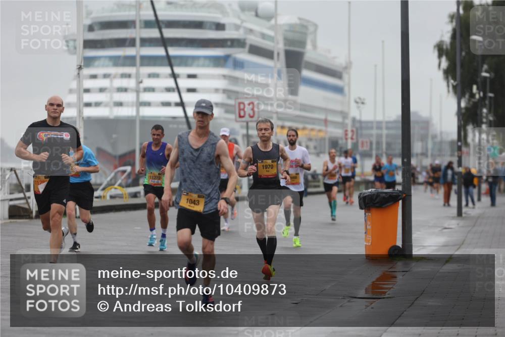 13.09.2026 - Kiel Lauf Andreas Tolksdorf http://msf.ph/oto/10409873 13.09.2026 11:42:43 Kiellinie 1129, 11272, 1043, 3, 1970 meine-sportfotos.de