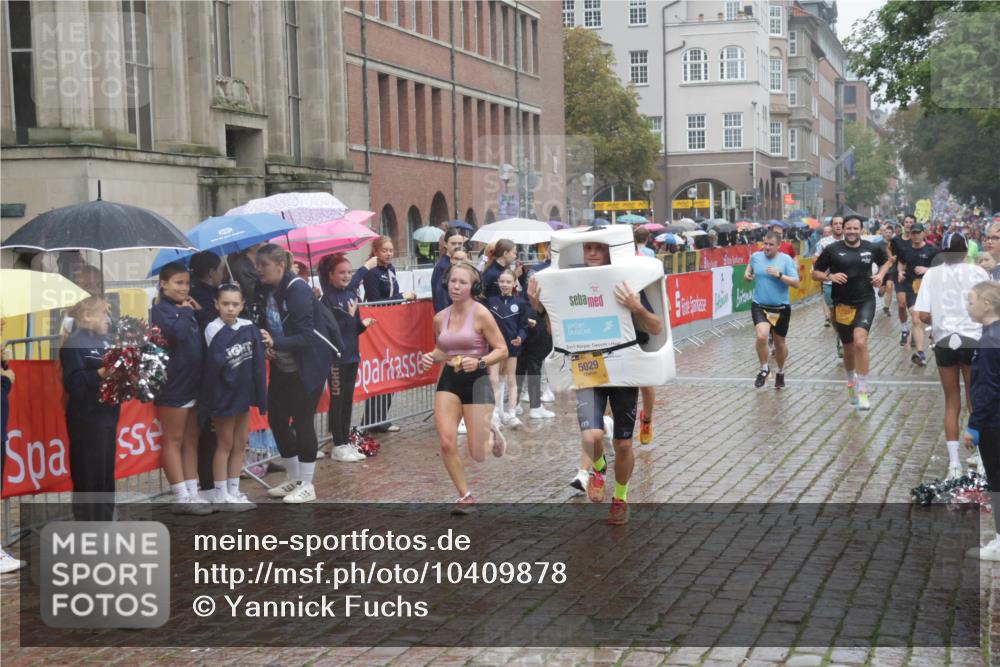 13.09.2026 - Kiel Lauf Yannick Fuchs http://msf.ph/oto/10409878 13.09.2026 10:40:40 Ziel 337, 837, 1037, 1125, 1603, 1793, 1985, 2052, 2096, 2942, 3339, 3524, 5018, 5086, 5473, 5846, 6397, 6632, 6635, 6709, 7537, 7636, 7931, 8200, 8338, 8414, 8773, 8868, 10919, 11229, 11266, 11598, 11668, 11697, 11715, 11839, 12017, 12023, 12026, 12122, 12194, 12568, 338, 529, 1096, 1123, 1125, 1408, 1422, 1434, 1475, 1793, 1810, 1874, 2145, 2313, 2844, 2942, 4374, 4442, 4457, 4688, 4932, 5029, 5568, 6100, 7081, 7156, 7165, 7522, 7587, 7984, 8168, 8187, 9086, 3415, 3841, 246 meine-sportfotos.de