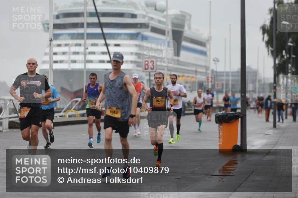 13.09.2026 - Kiel Lauf Andreas Tolksdorf http://msf.ph/oto/10409879 13.09.2026 11:42:43 Kiellinie 39, 1128, 11240, 11272, 1043, 3, 1970 meine-sportfotos.de