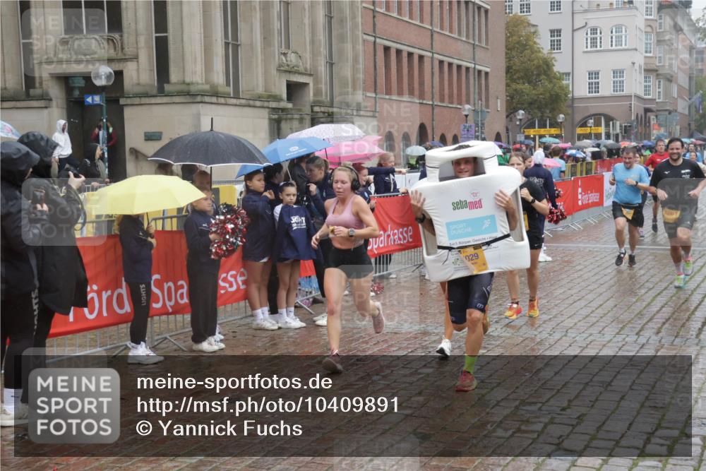 13.09.2026 - Kiel Lauf Yannick Fuchs http://msf.ph/oto/10409891 13.09.2026 10:40:40 Ziel 337, 837, 1037, 1125, 1603, 1793, 1985, 2052, 2096, 2942, 3339, 3524, 5018, 5086, 5473, 5846, 6397, 6632, 6635, 6709, 7537, 7636, 7931, 8200, 8338, 8414, 8773, 8868, 10919, 11229, 11266, 11598, 11668, 11697, 11715, 11839, 12017, 12023, 12026, 12122, 12194, 12568, 338, 529, 1096, 1123, 1125, 1408, 1422, 1434, 1475, 1793, 1810, 1874, 2145, 2313, 2844, 2942, 4374, 4442, 4457, 4688, 4932, 5029, 5568, 6100, 7081, 7156, 7165, 7522, 7587, 7984, 8168, 8187, 9086, 3415, 3841, 246 meine-sportfotos.de