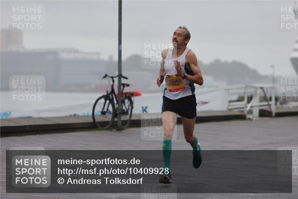 13.09.2026 - Kiel Lauf Andreas Tolksdorf http://msf.ph/oto/10409928 13.09.2026 11:42:55 Kiellinie 38, 10040 meine-sportfotos.de