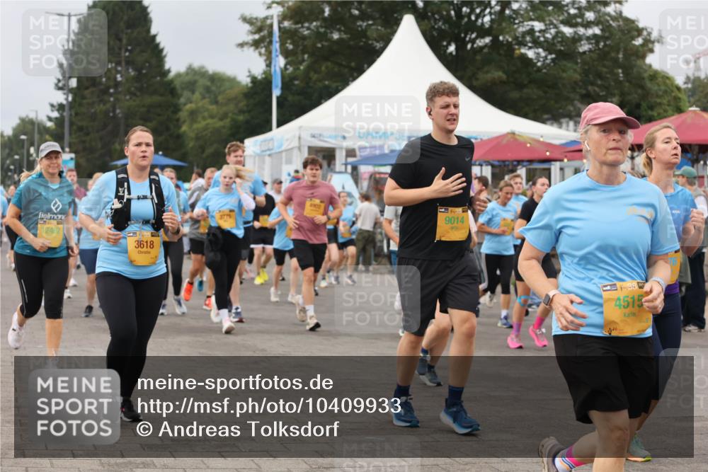 13.09.2026 - Kiel Lauf Andreas Tolksdorf http://msf.ph/oto/10409933 13.09.2026 10:01:15 Kiellinie 12482, 3618, 3775, 39, 9014, 4515 meine-sportfotos.de
