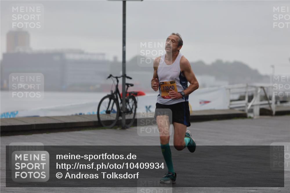 13.09.2026 - Kiel Lauf Andreas Tolksdorf http://msf.ph/oto/10409934 13.09.2026 11:42:55 Kiellinie 10040 meine-sportfotos.de