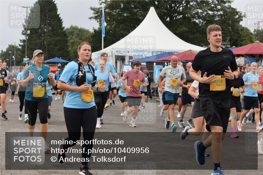 13.09.2026 - Kiel Lauf Andreas Tolksdorf http://msf.ph/oto/10409956 13.09.2026 10:01:15 Kiellinie 12482, 5018, 3775, 4902, 201, 39, 014, 4258 meine-sportfotos.de