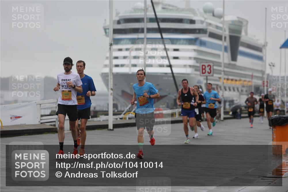 13.09.2026 - Kiel Lauf Andreas Tolksdorf http://msf.ph/oto/10410014 13.09.2026 11:43:00 Kiellinie 1492, 1661, 6333, 8371, 3 meine-sportfotos.de