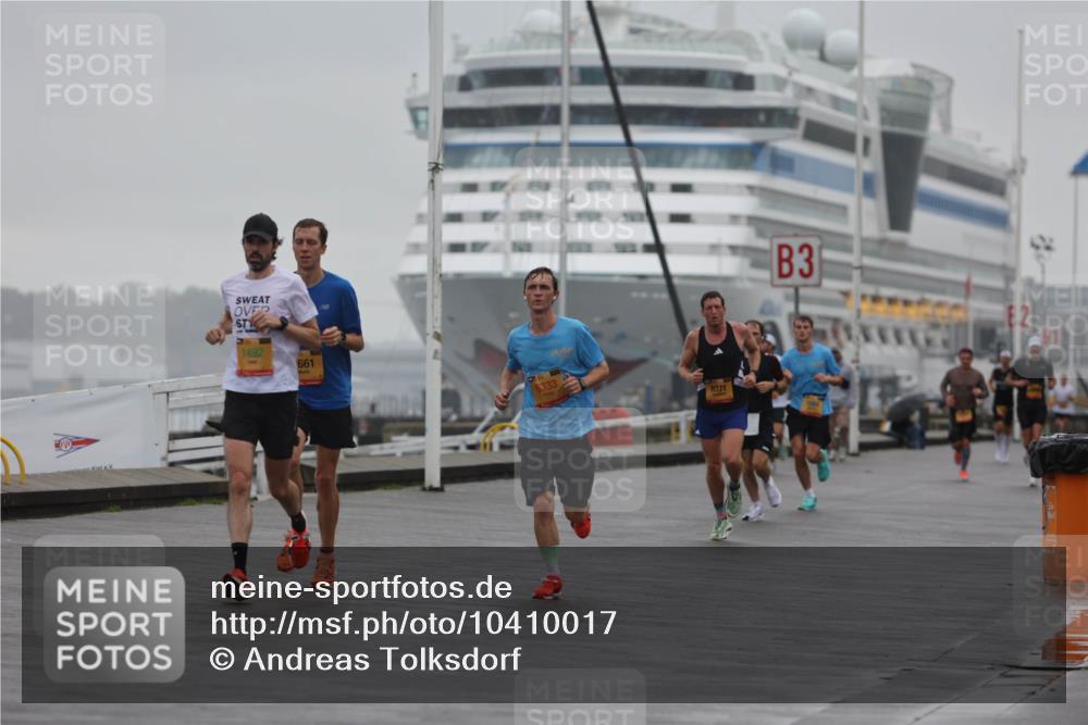 13.09.2026 - Kiel Lauf Andreas Tolksdorf http://msf.ph/oto/10410017 13.09.2026 11:43:00 Kiellinie 1492, 661, 6333, 8371, 3 meine-sportfotos.de