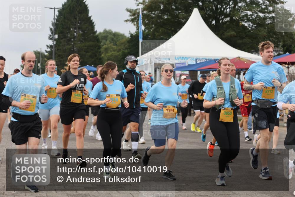 13.09.2026 - Kiel Lauf Andreas Tolksdorf http://msf.ph/oto/10410019 13.09.2026 10:01:18 Kiellinie 0719, 6161, 9400, 420, 7791, 3050, 2999, 2713 meine-sportfotos.de